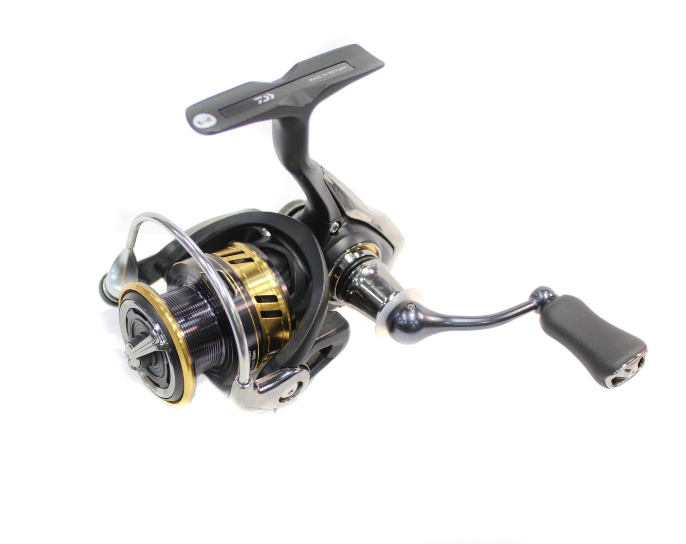 Daiwa legalis lt. Daiwa legalis lt 2000. Daiwa 17 legalis lt 2000d. Катушка Daiwa legalis lt 2000. Катушка Daiwa legalis 1500.